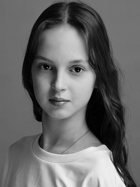  Миловидова Элиза