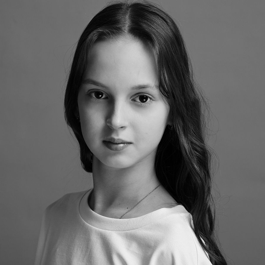  Миловидова Элиза