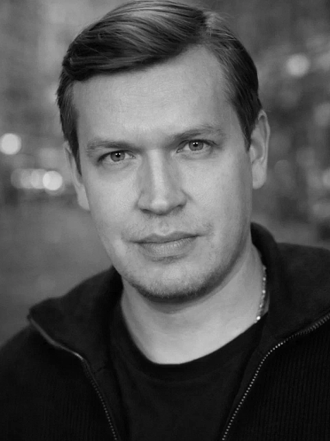 Крестников Артем 