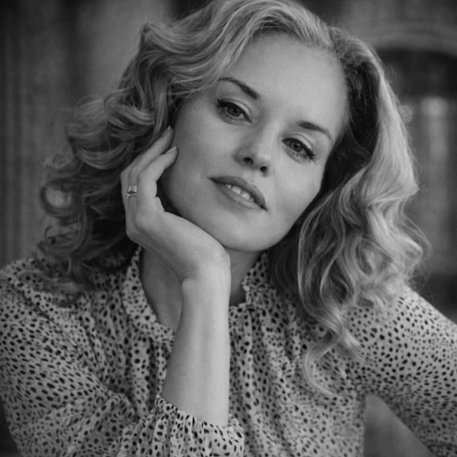 Лазурина Елена